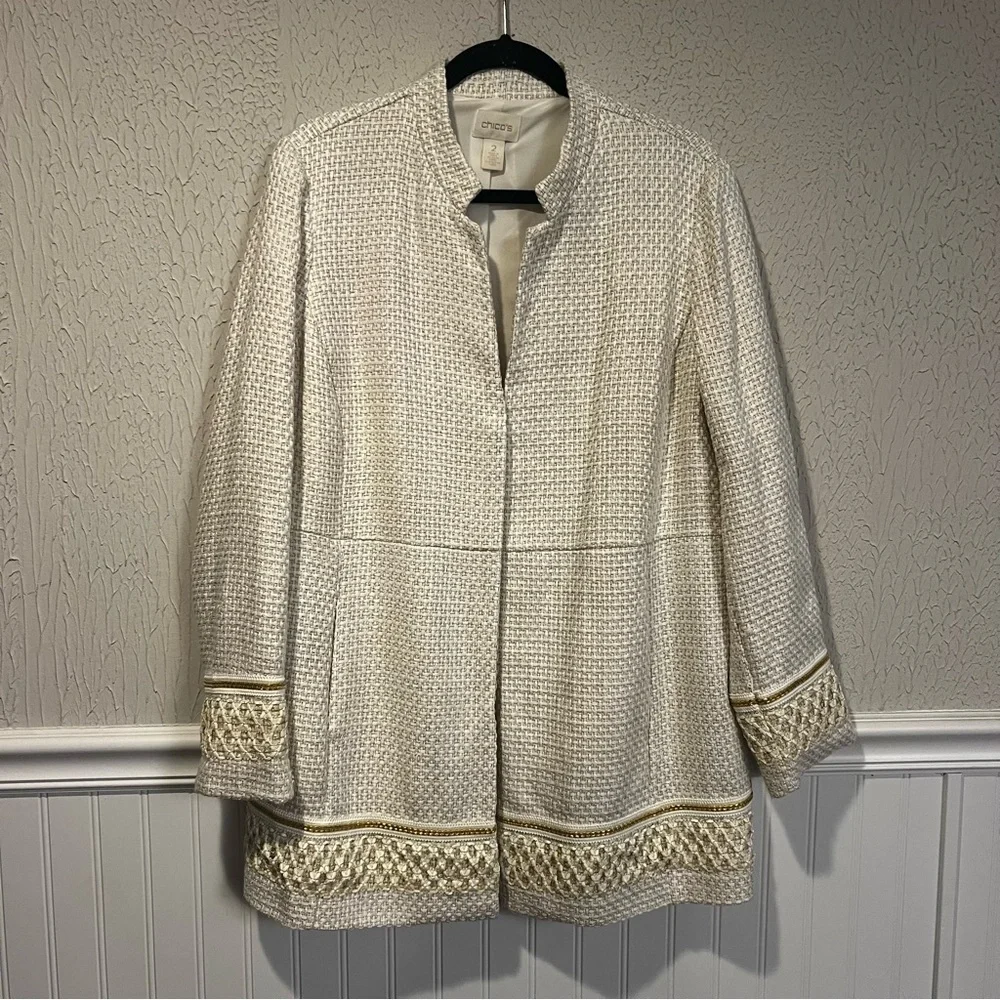 Chico’s Textured Embellished Trim Cream and Gold Open Front jacket size large - Picture 3 of 11